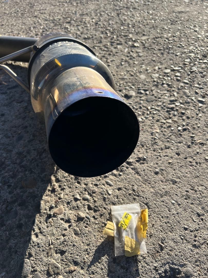 GVBから取り外し 東名パワード フルチタンマフラー 欠品あり