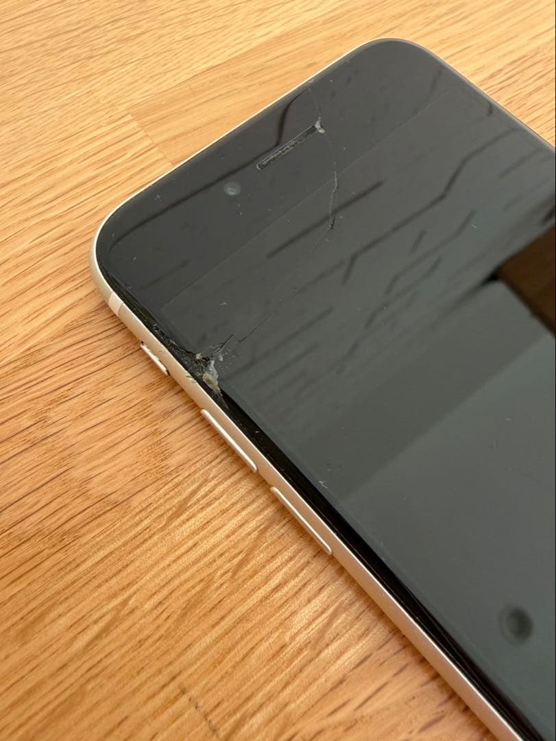 iPhoneSE 第2世代 本体 64GB ホワイト