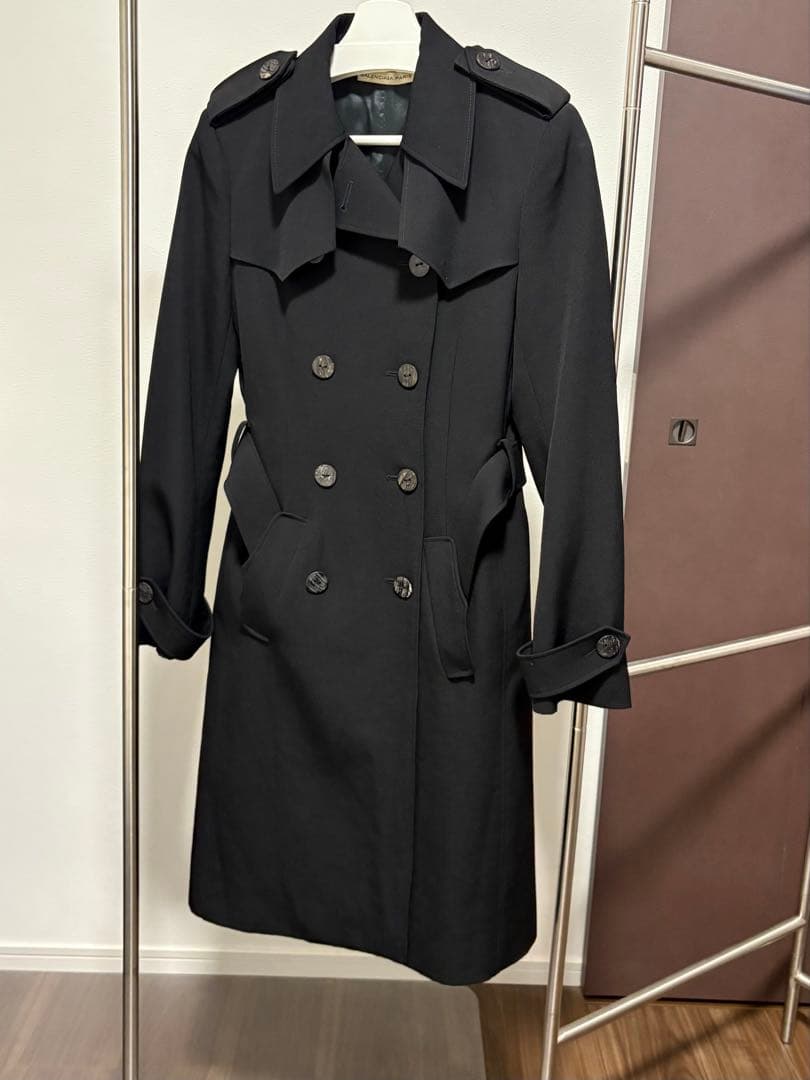 バレンシアガ 黒トレンチコート38