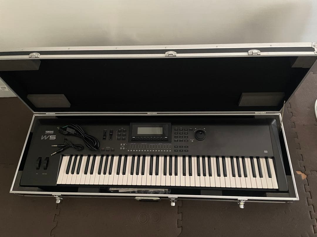 YAMAHA シンセサイザー W5 76鍵盤 ハードケース鍵付