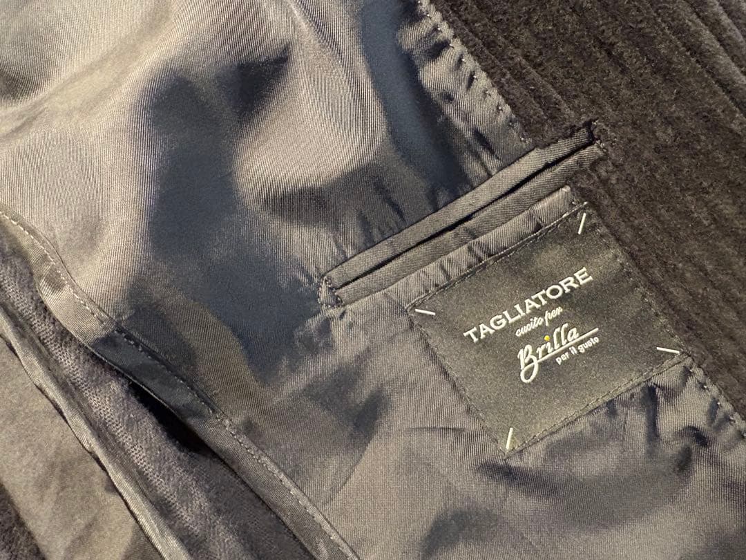 TAGLIATORE コーデュロイジャケット 黒 ピークドラペル