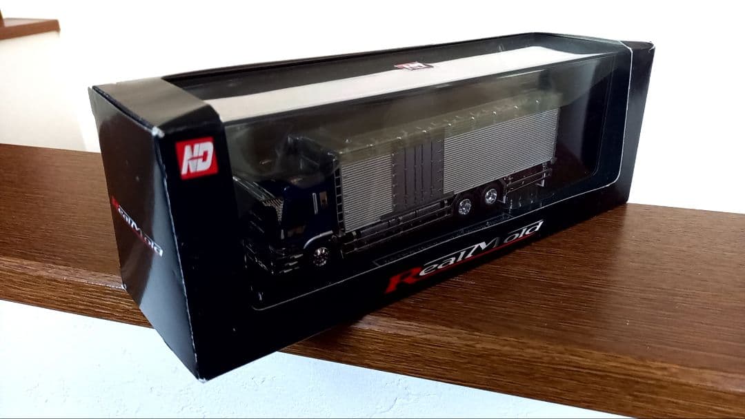 1/72スケール　みやこ鮮冷 丸美グループ 大型トラック