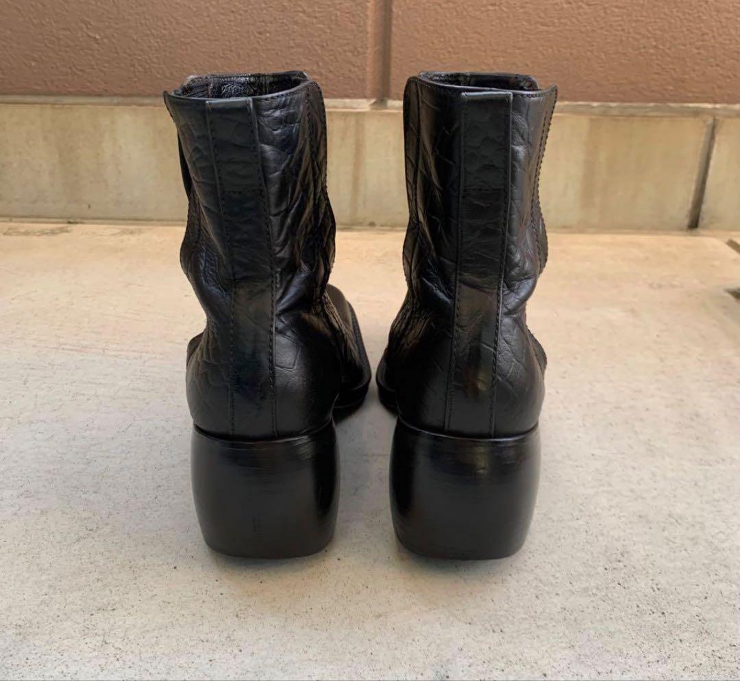 スクエアトゥブーツ　ヒールブーツ　サイドゴアブーツ　センターシーム　ブラック