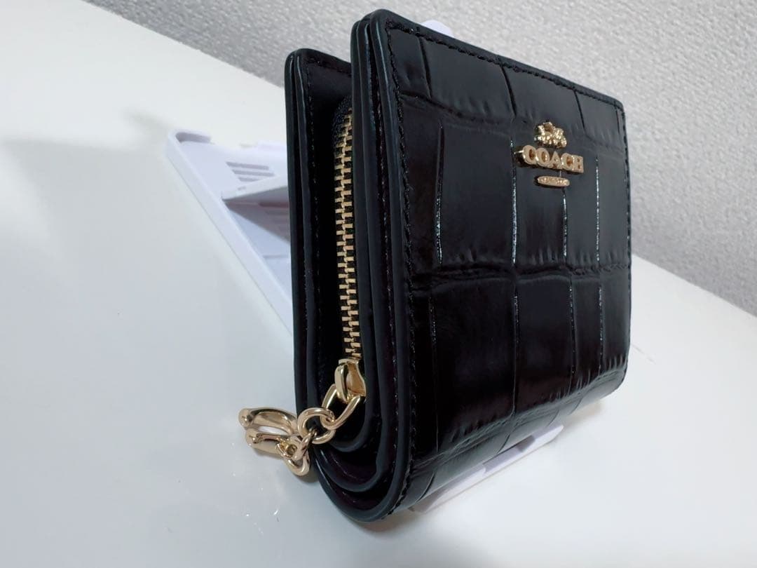 【新品】コーチ 2つ折り財布