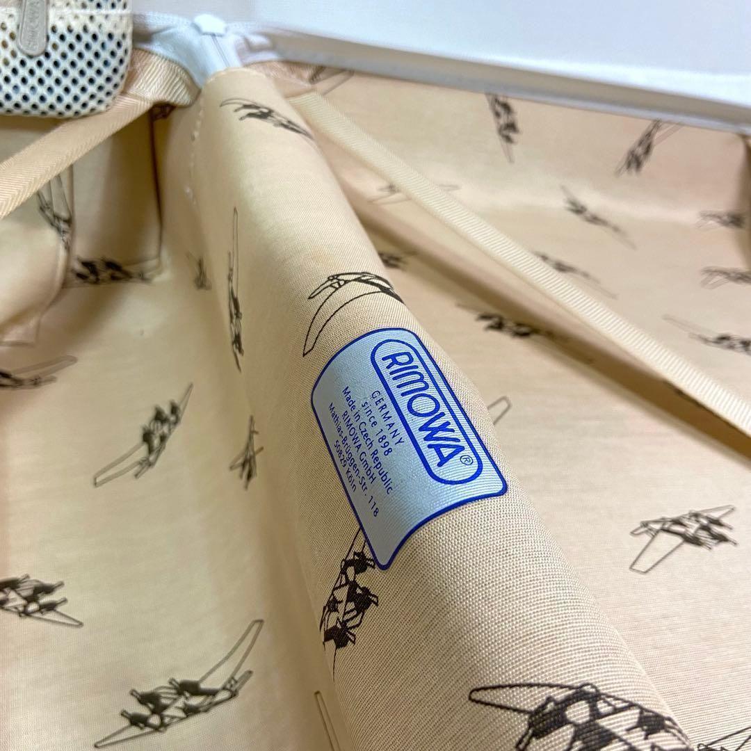 RIMOWA UNITED ARROWS別注　35L キャリーケース　ホワイト