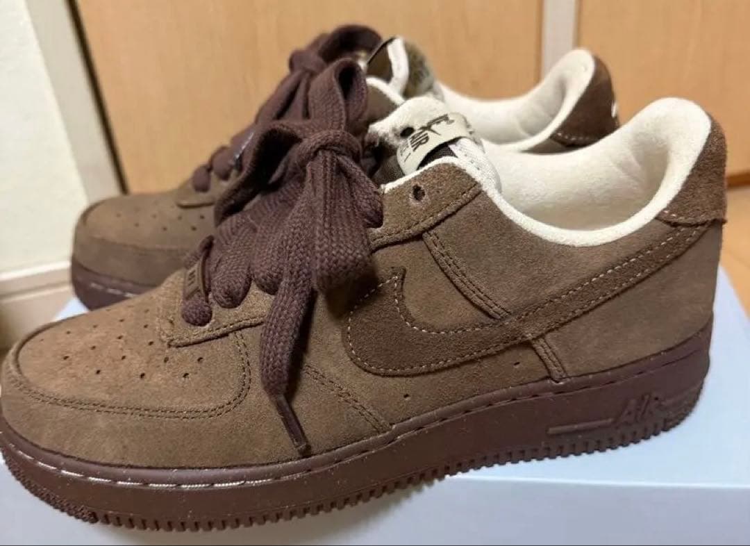 NIKE Air Force 1 ブラウン スニーカー