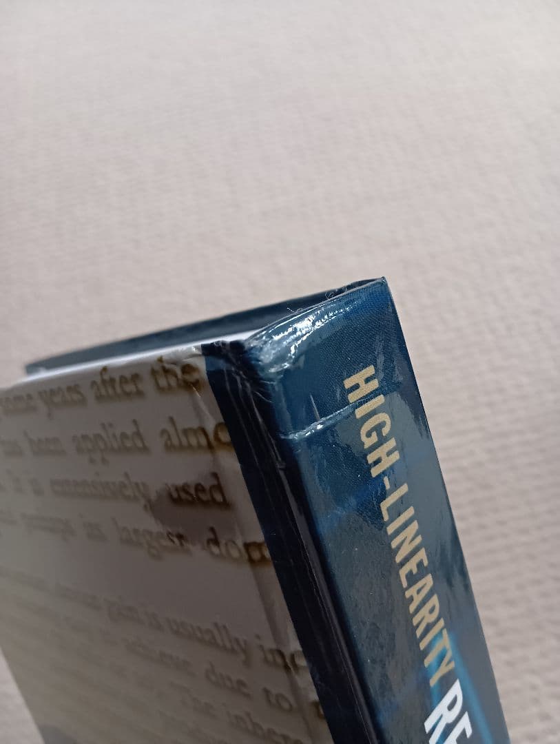 洋書 HIGH-LINEARITY RF AMPLIFIER DESIGN