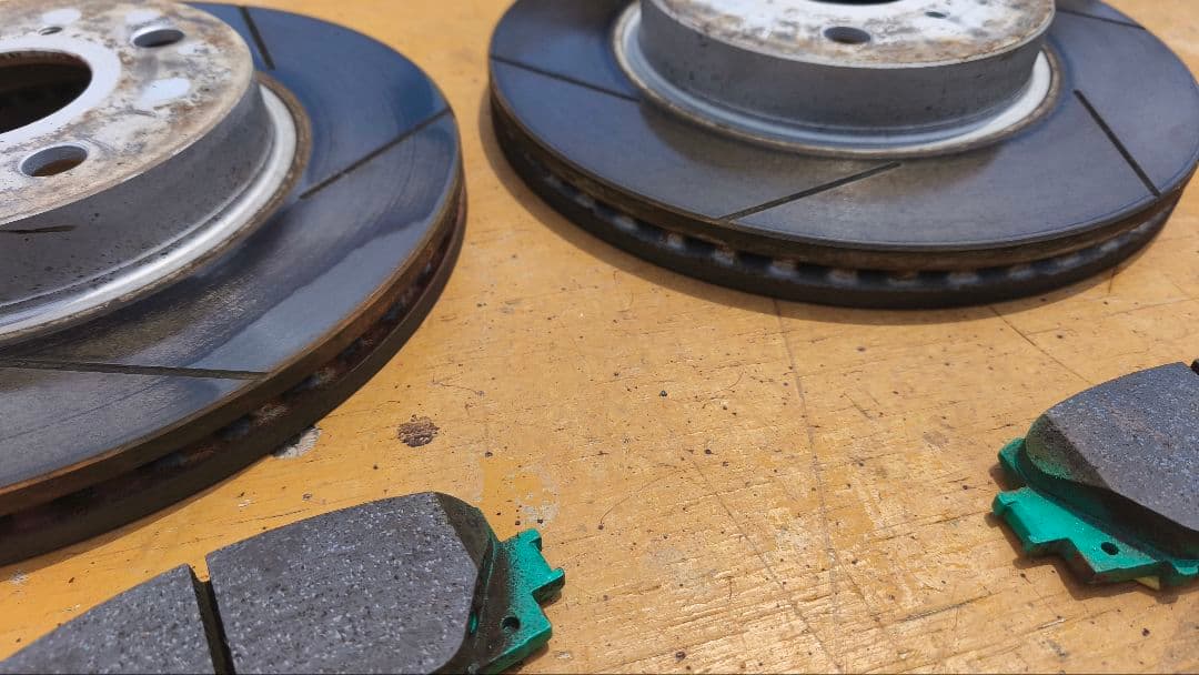 アクア NHP10 社外ブレーキ パッド ローター セット