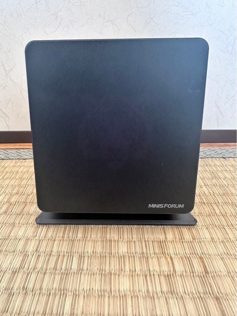 MINIS FORUM ELITEMINI UM780 XTX 本体