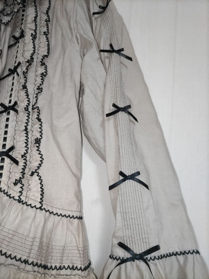 ピンクハウス【阪神限定】ベージュ✖黒セットアップ