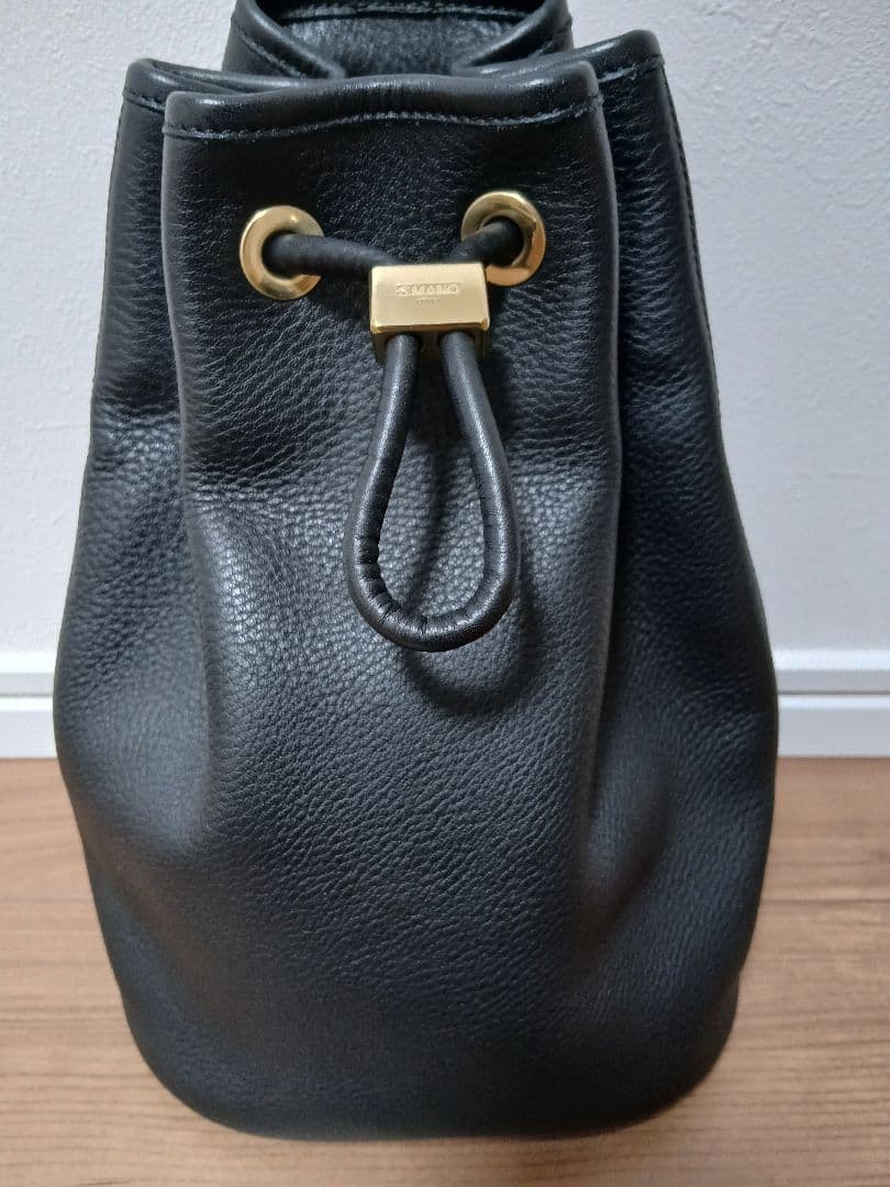 極美品⭐エスマーノ　ドローストリングバッグ　巾着