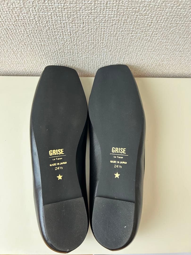 GRISE レザースクエアプリーツフラット24.5cm＊ゆかり