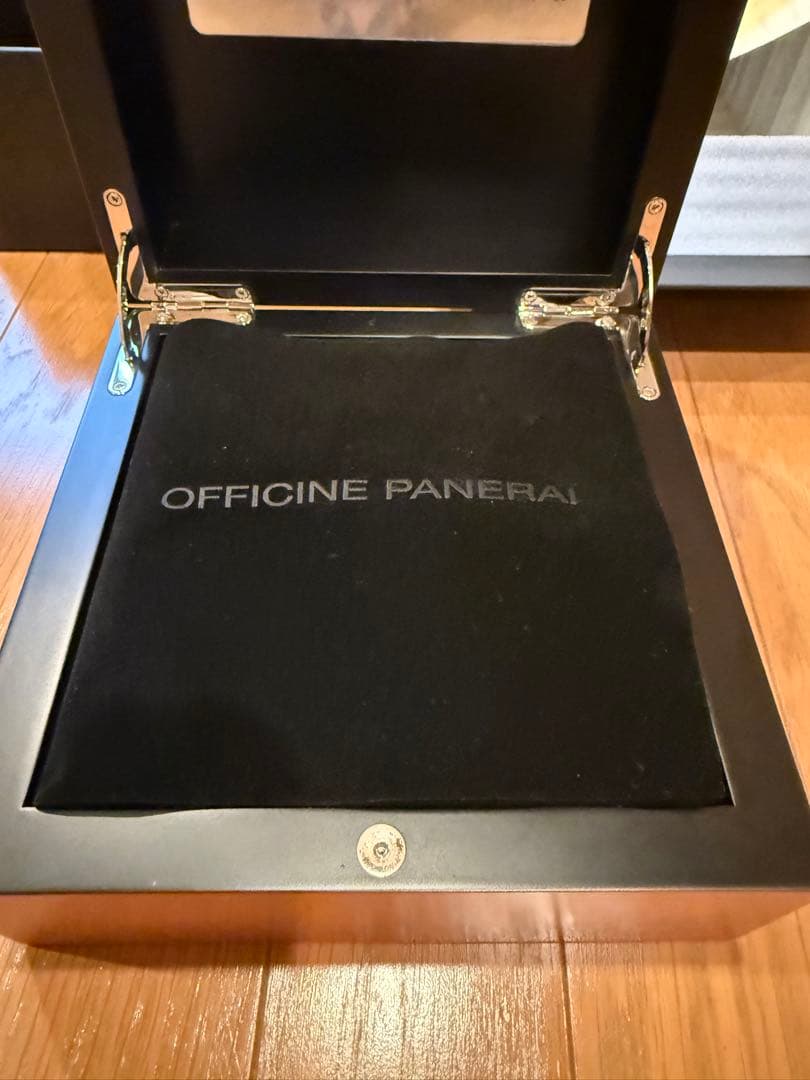 ケース、バンドです　クロコ　パネライ　ルミノールマリーナ　純正バンド　箱美品！！