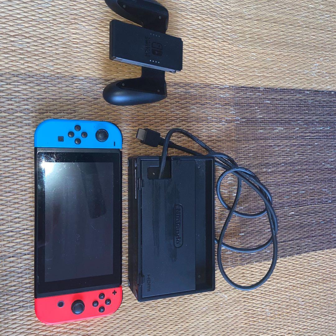 Nintendo Switch 本体　値下げ交渉可能　説明欄ご覧ください。