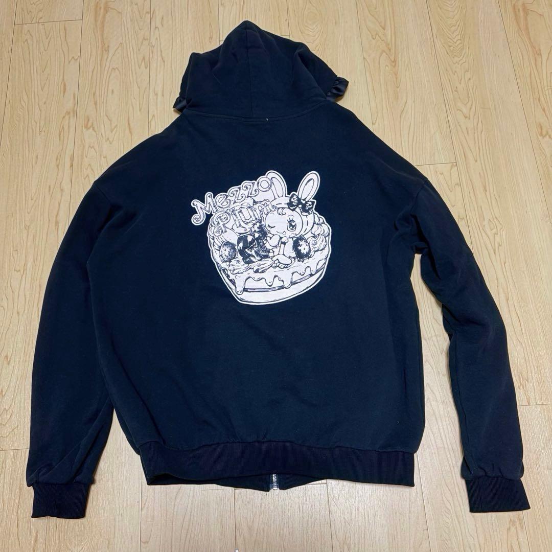 pium×Mezzo Piano ベリエちゃん パーカー ブラック