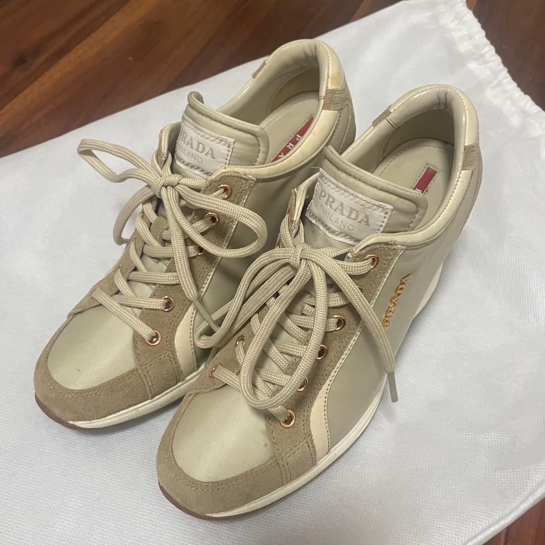PRADA ベージュ ヒールスニーカー 23.5cm