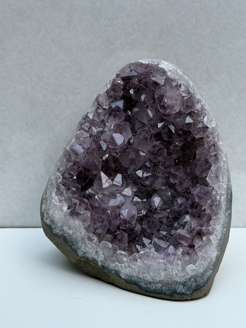 1.4kg! 大きめ アメジストドーム ジオード 紫水晶 風水 天然石