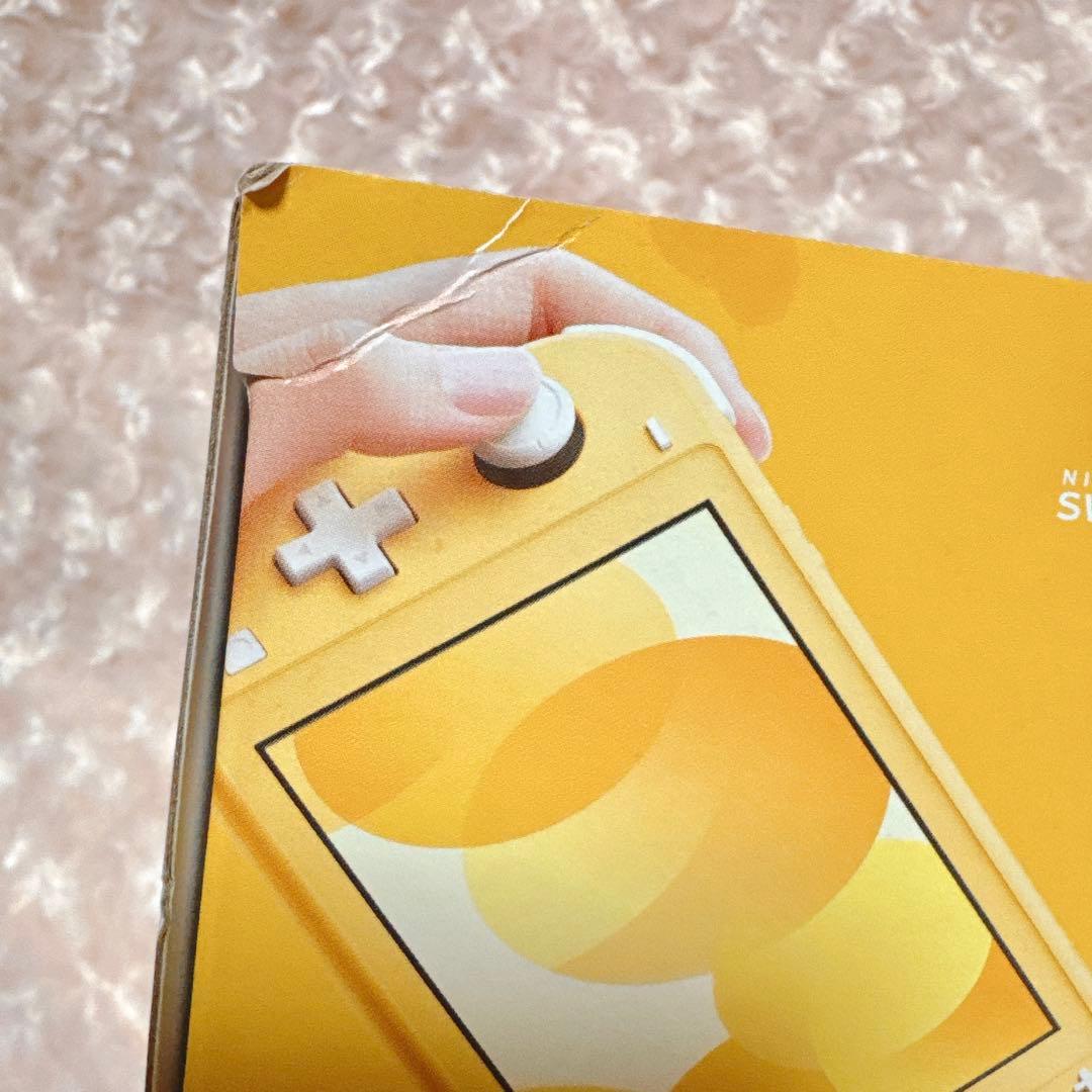 【美品】ニンテンドースイッチ ライト イエロー シリコンカバー付き