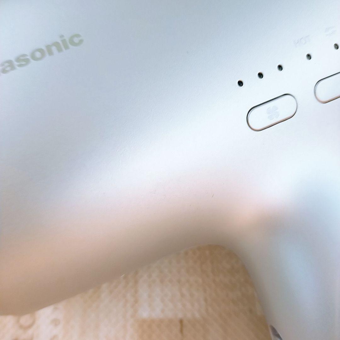 ほぼ未使用○ノズル付き Panasonic ナノケア ドライヤー EH-NA0J