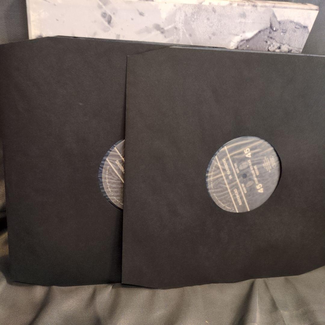 RADIOHEAD IN RAINBOWS (レコード付)