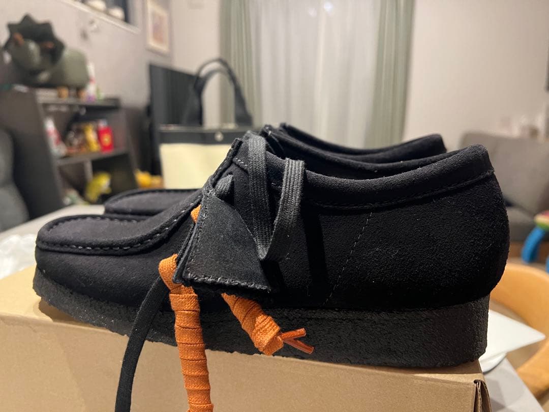 靴 Clarks Wallabee \"Black Suede\"