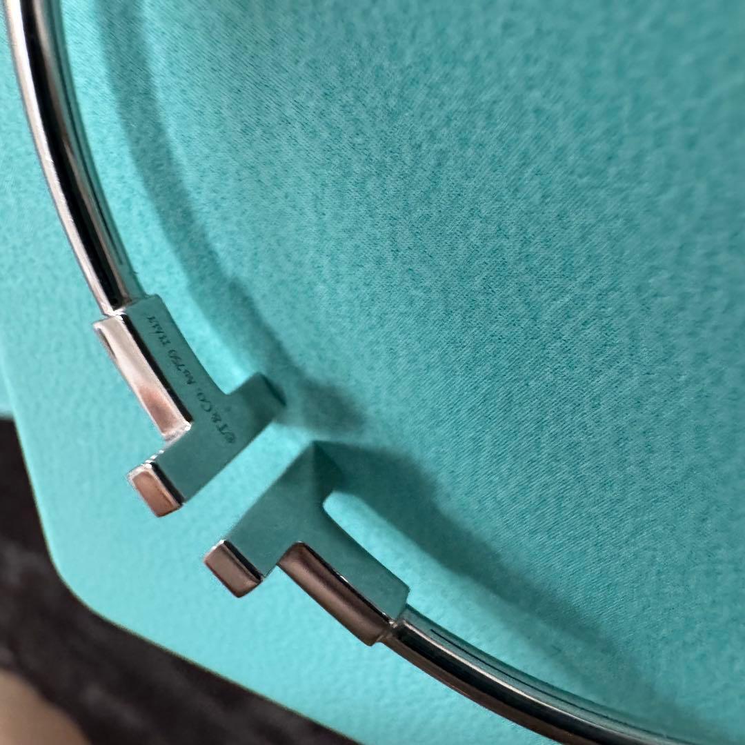 Tiffany & Co. Tiffany T ナロー ワイヤー ブレスレット