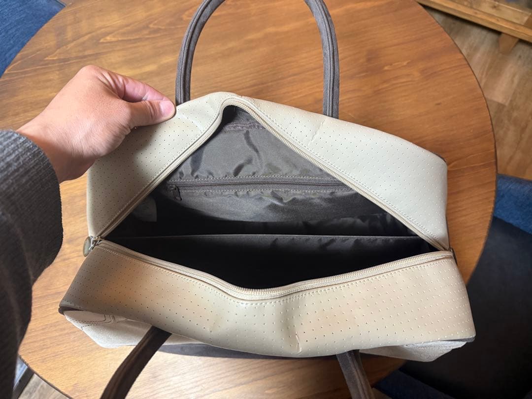 NIKEボストンバッグ スエード　ベージュ ナイキ