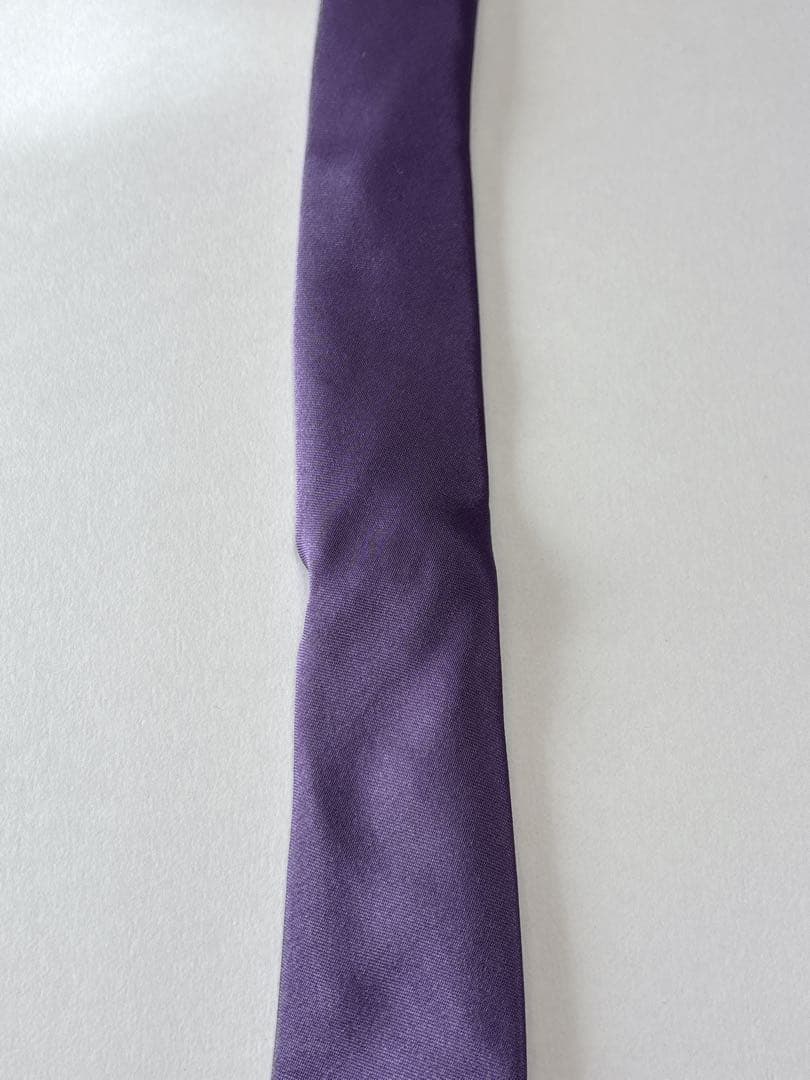 ディオールオム ネクタイ シルク 無地 光沢 細身 CDプレート パープル 美品