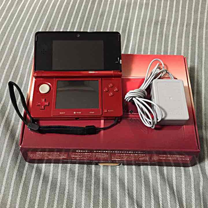 値下げ交渉あり！8点セット！3DS本体、SDカード2GB、充電器など