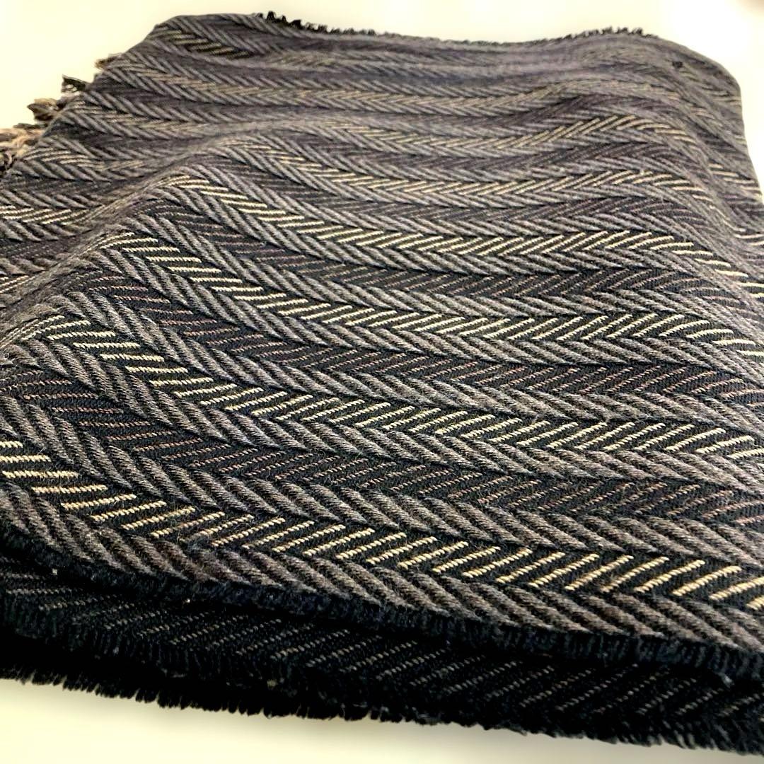 DURBAN ヘリンボーンマフラウール100%(未使用)