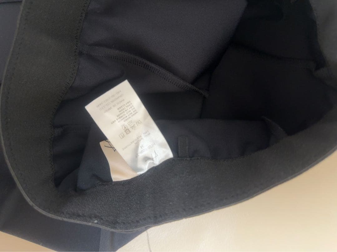 【美品】heve パーサタイルパギンス ブラック　34