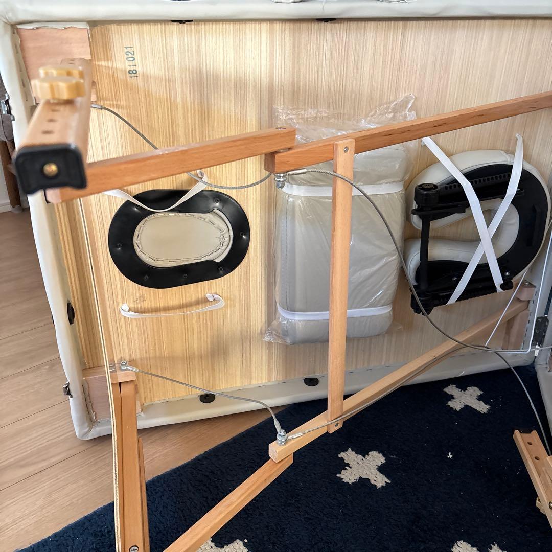 ETBELLA 軽量 折りたたみ マッサージベッド 木製