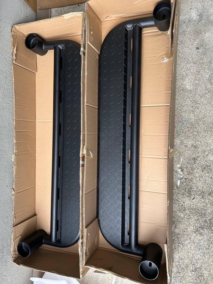 JB64 JB74 ジムニー　サイドステップ　未装着品　引き取り限定