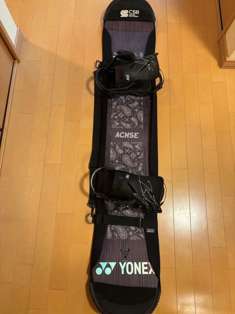 送料込みYONEX ACHSE スノーボード バインディング・ケース付き151㎝