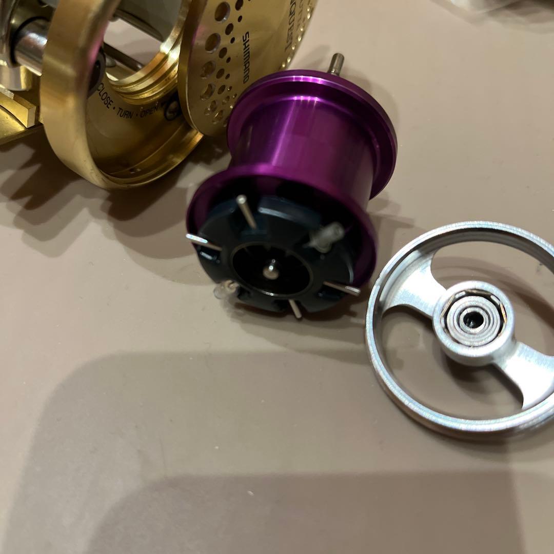 シマノ　01 カルカッタコンクエスト 100 アベイル Avail