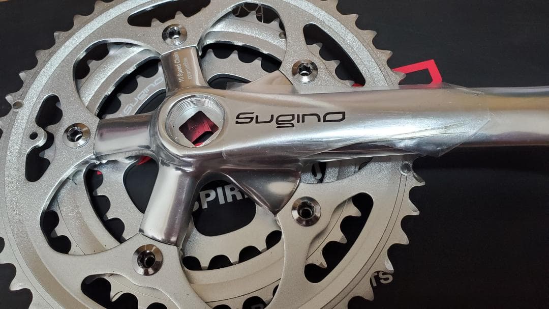 新品　スギノ　クランク　ALPINA2　165mm