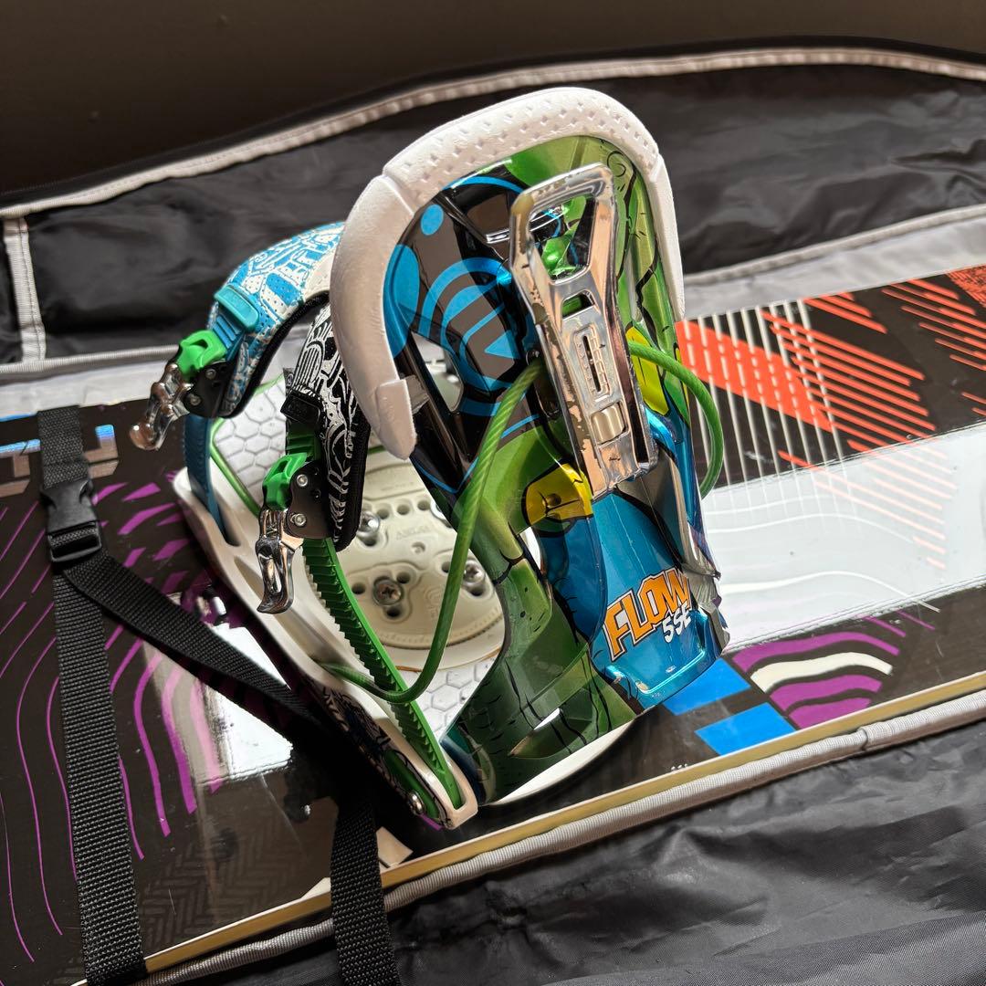 FLOWスノーボード159cm 【ビンディング、ケース】