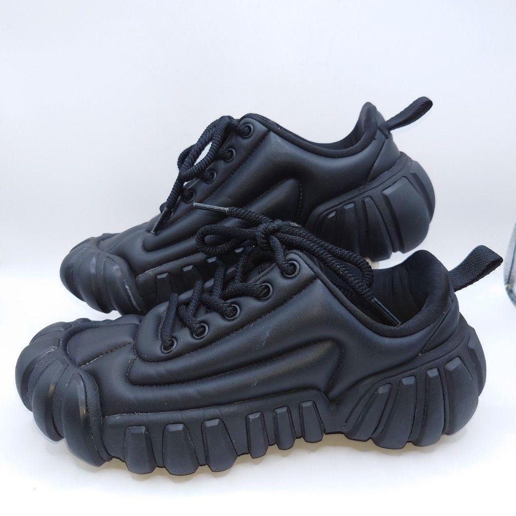 オニツカタイガー ONITSUKA TIGER DENTIGRE PUFF 24