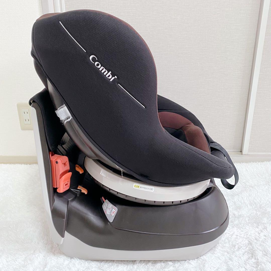 美品　combi コンビ チャイルドシート ネセルターン リミテッド　新生児