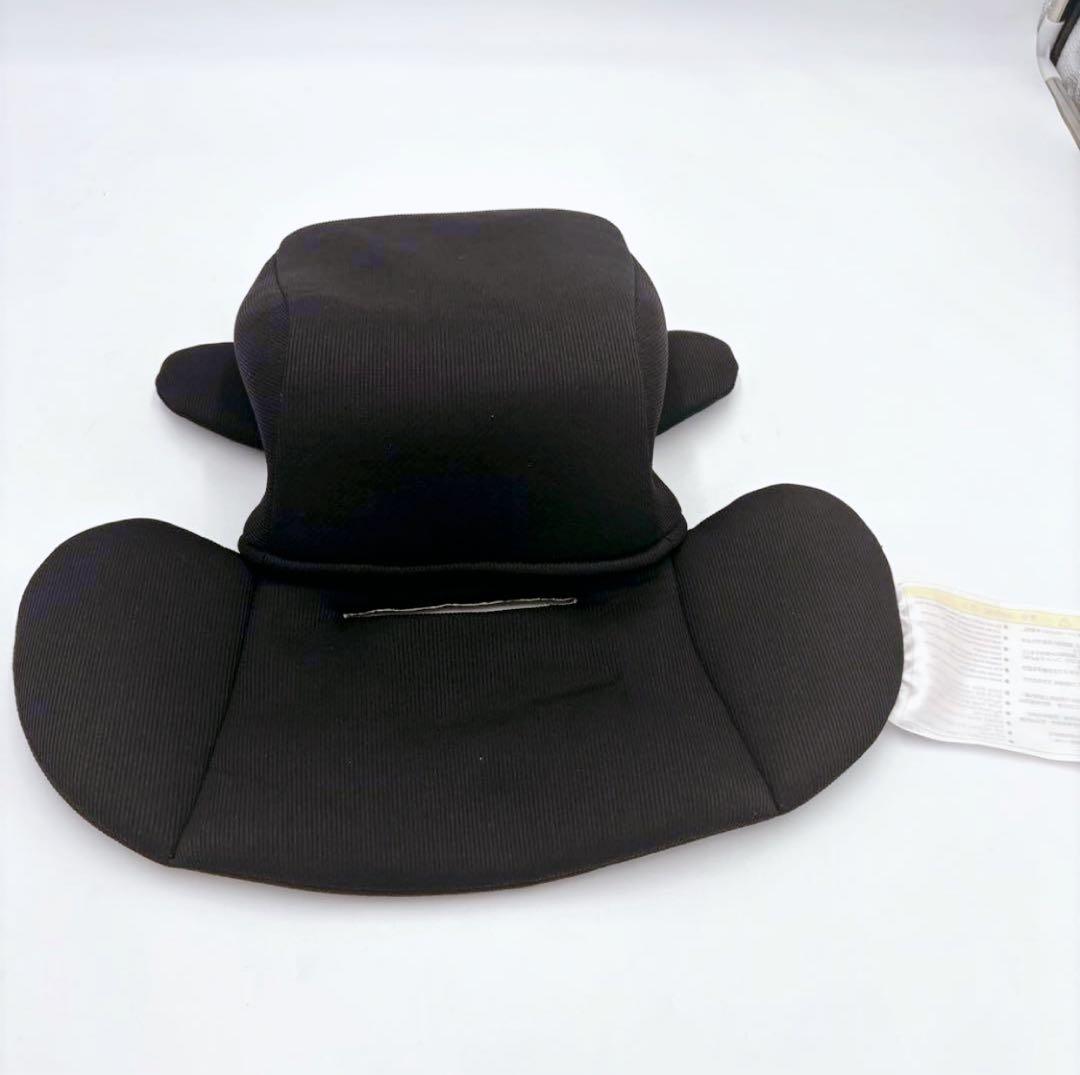 美品　combi コンビ チャイルドシート ネセルターン リミテッド　新生児