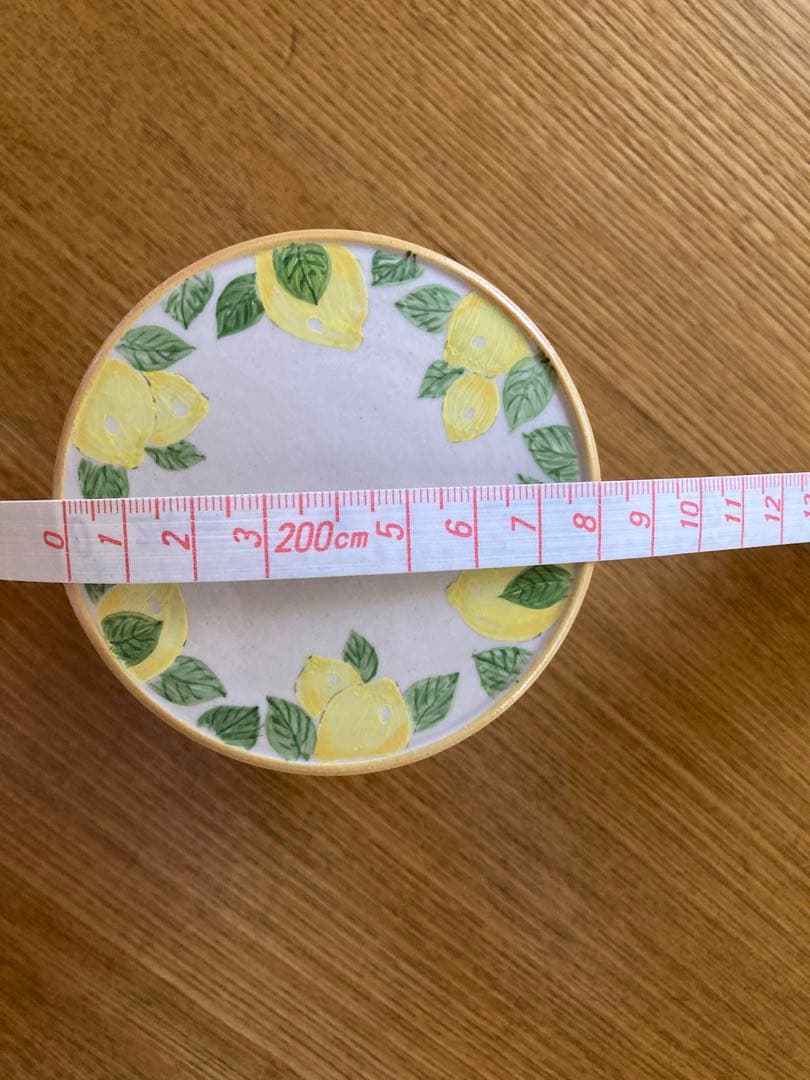 阿部慎太朗さん　レモン　蓋付き陶器