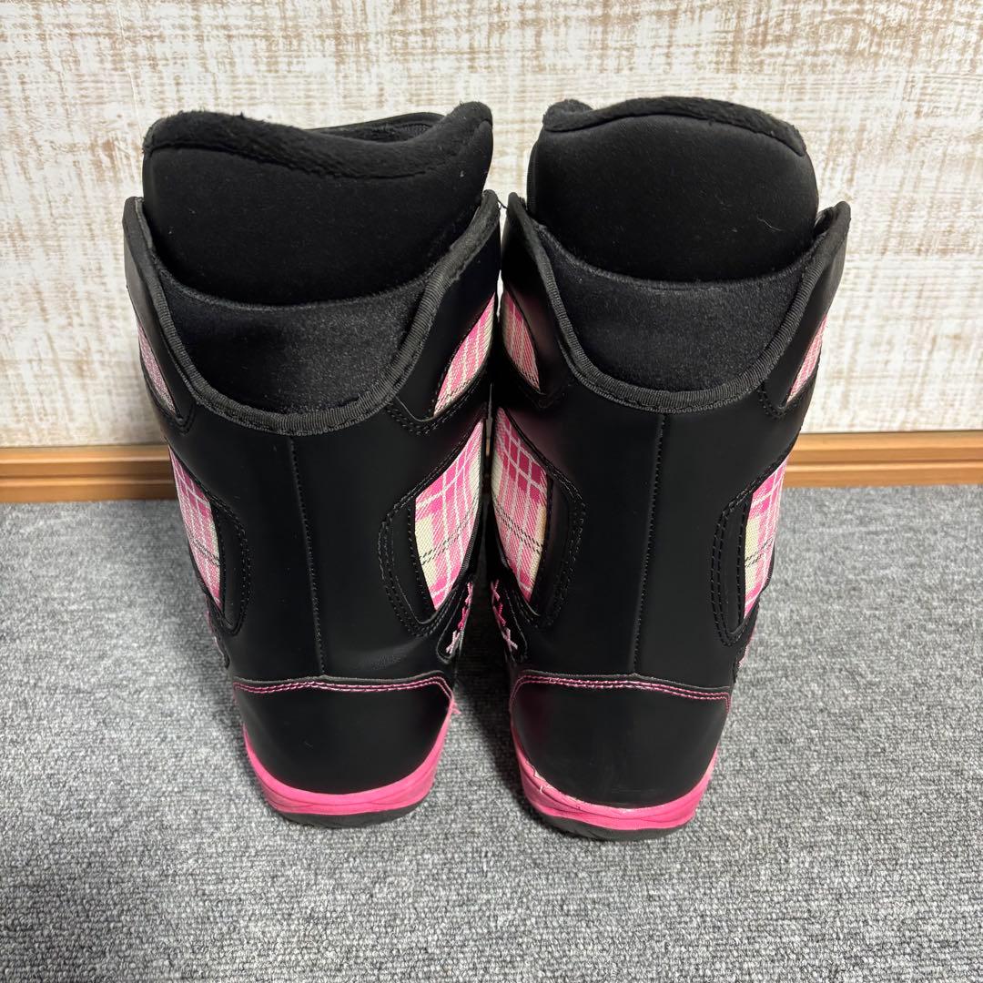 【送料無料】SALOMON スノーボードセットブーツ240ケース付き