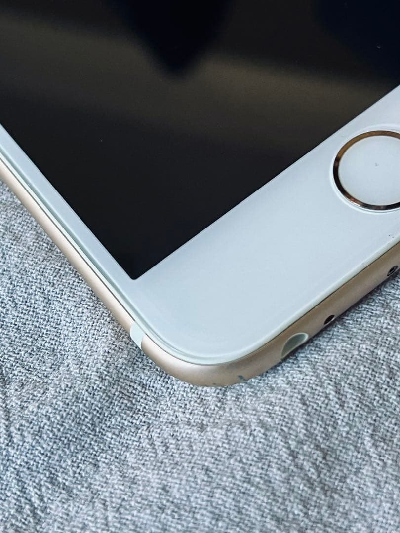 Apple iPhone6s 32GB ゴールドSIMフリー バッテリー100%