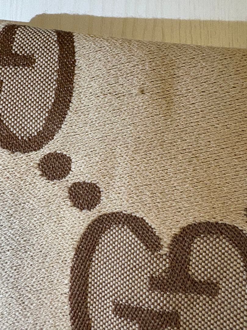 人気ベージュ 正規品【GUCCI】GG柄 ジャカードウールマフラー 男女兼用