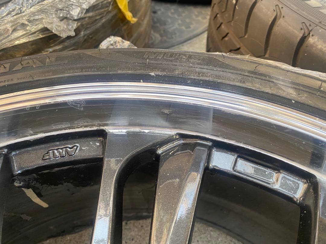 ① ken.kenレオニス　19、20ガンメタホイール　バリ山＋新品タイヤ