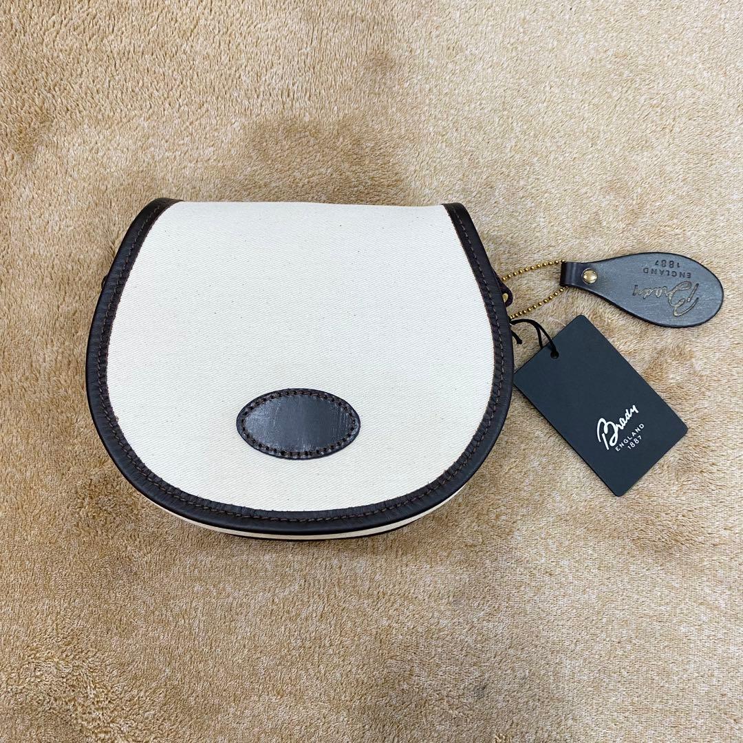 《新品未使用》BRADY ブレディ AIRE MINI エアー ミニ　　Ecru