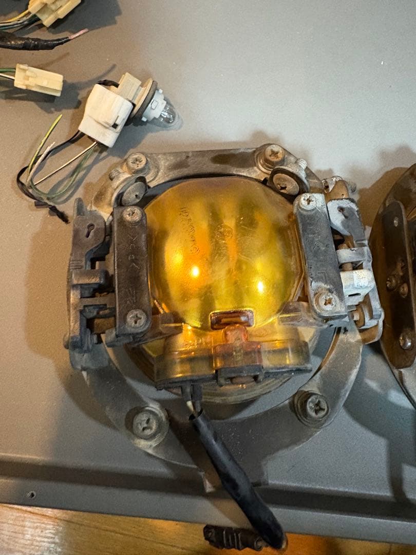 セリカZZT231フォグランプ【ジャンク】