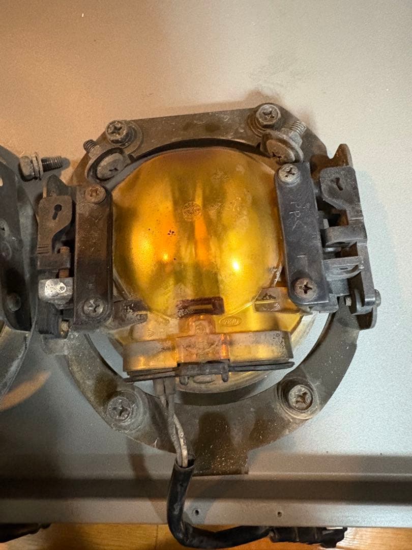 セリカZZT231フォグランプ【ジャンク】