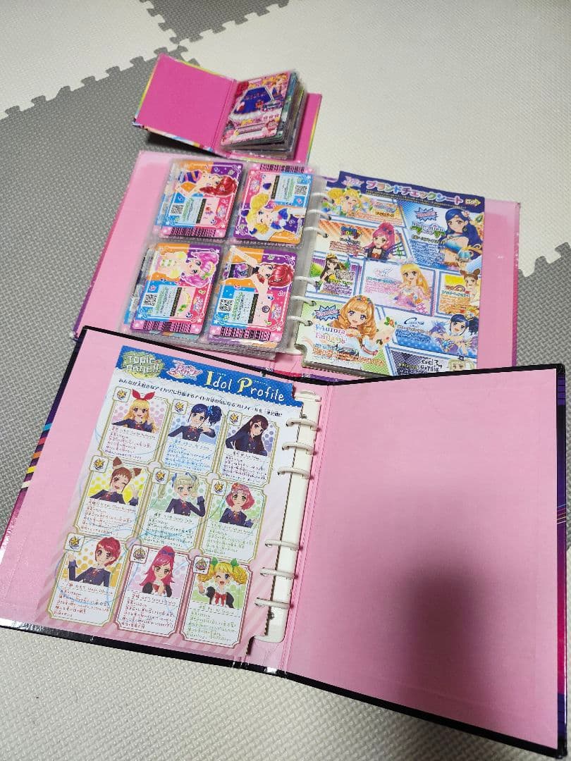 アイカツカード まとめ売り225枚 オーロラキス等 いちご PR バインダー