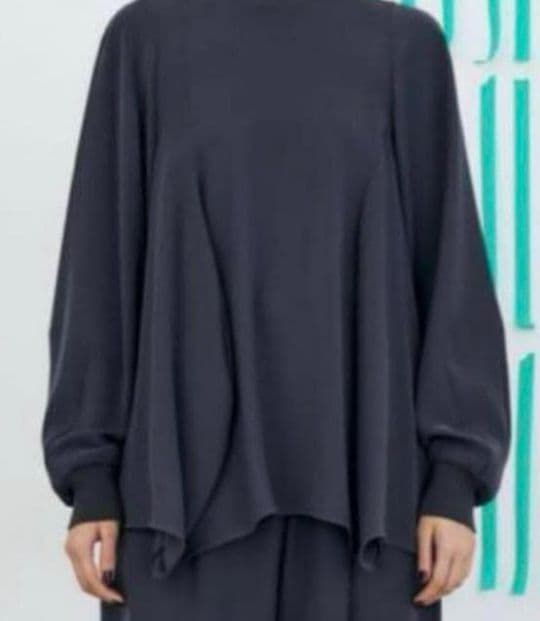 トップス ENFOLD / CURVE-DRAPE PULLOVER